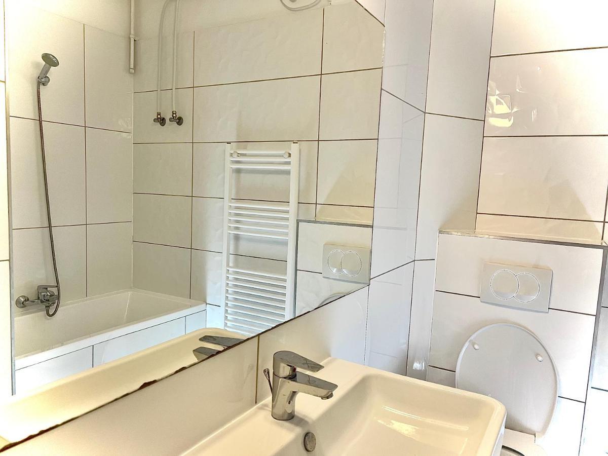 L8 Guesthouse Будапеща Екстериор снимка