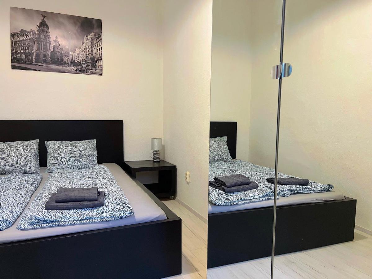 L8 Guesthouse Будапеща Екстериор снимка